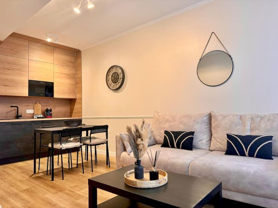 L'Orchidee - Netflix - Wi-Fi - Proche Centre Apartment Troyes Luaran gambar